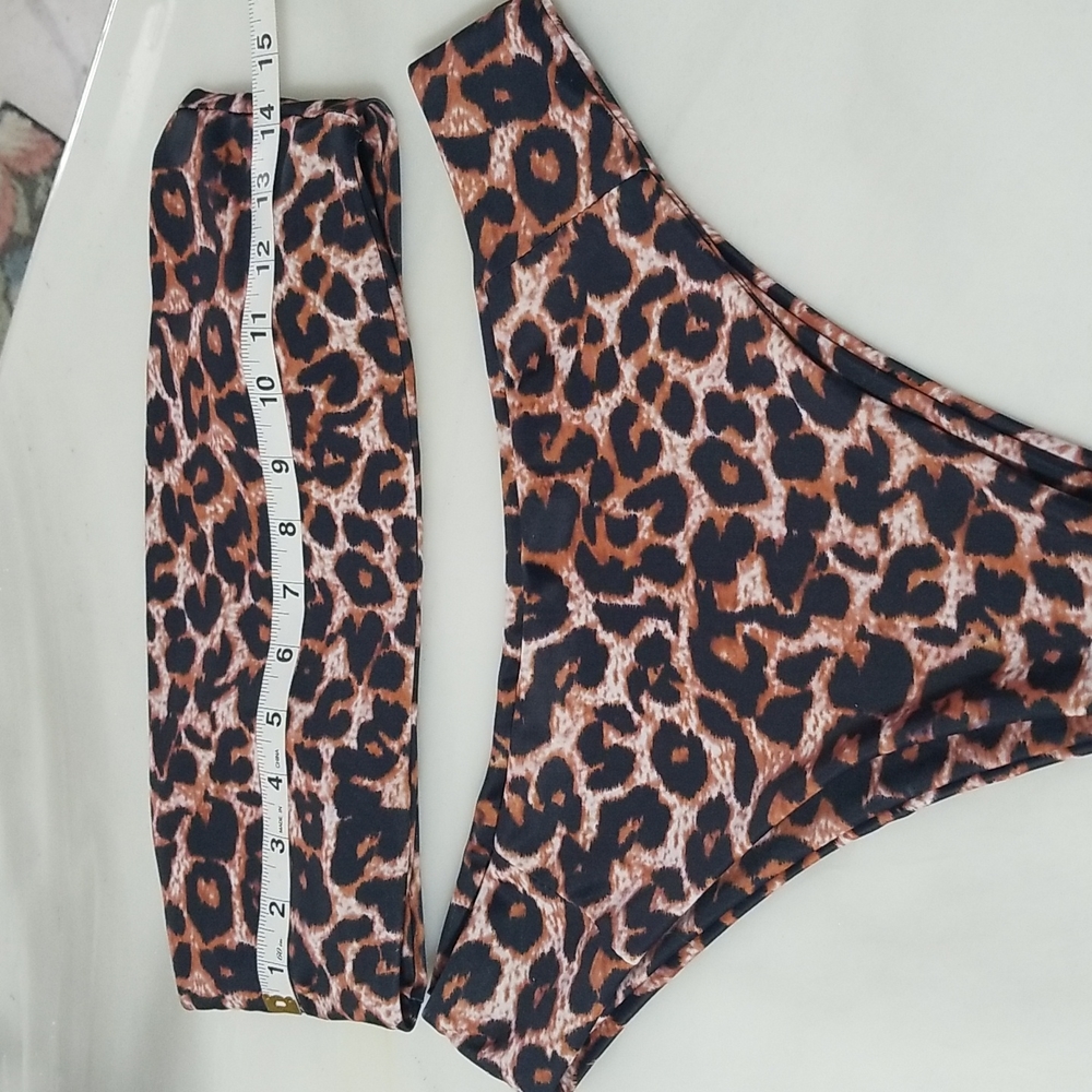 Bikini - Picture 6 of 7